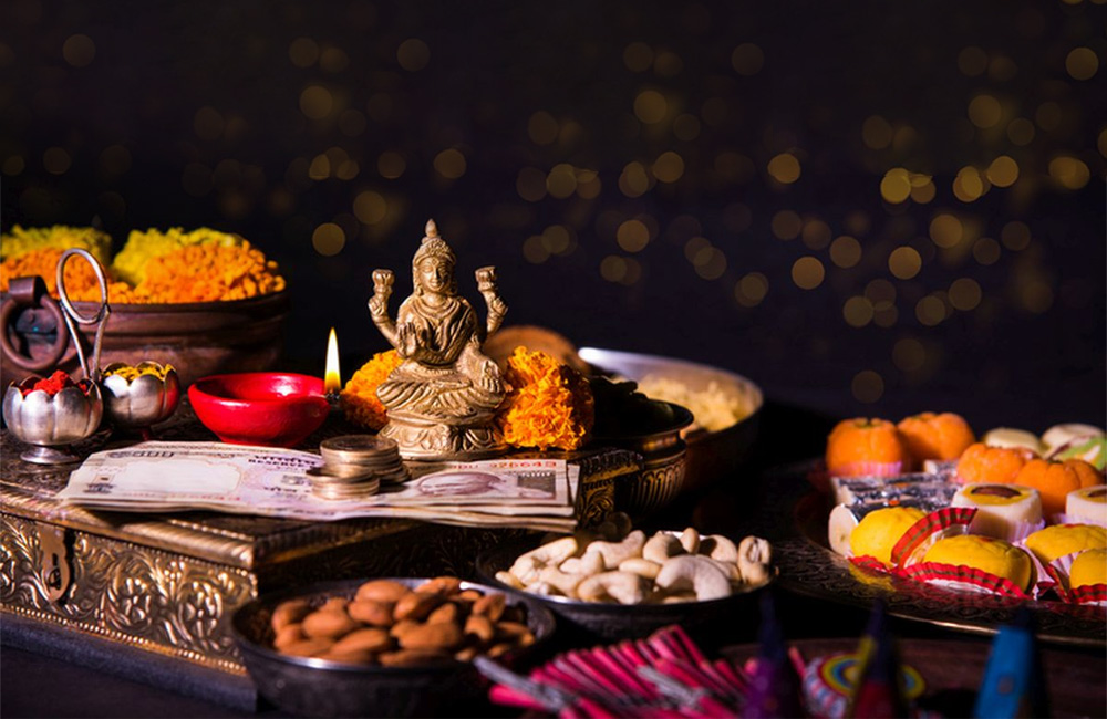 Instructions for performing the Dhanteras puja ritual.