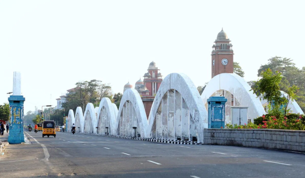 Chennai experiences moderate air quality, with minor risks for sensitive residents